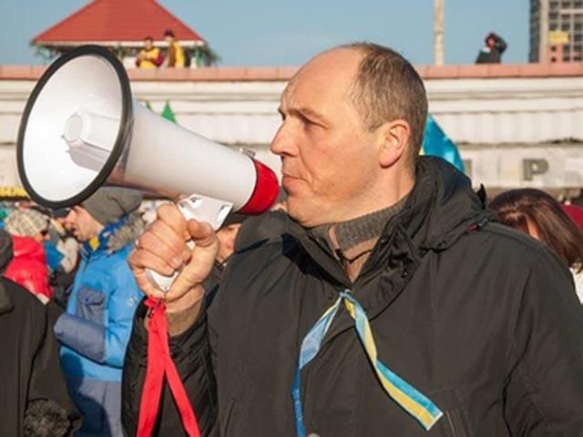 Киевский гарнизон внутренних войск перешел на сторону Майдана, — Парубий Киевский гарнизон внутренних войск перешел на сторону Майдана, — Парубий