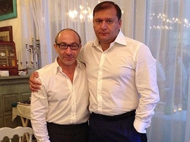 В Харькове завершился съезд, Кернес и Добкин сразу бегут В Харькове завершился съезд, Кернес и Добкин сразу бегут