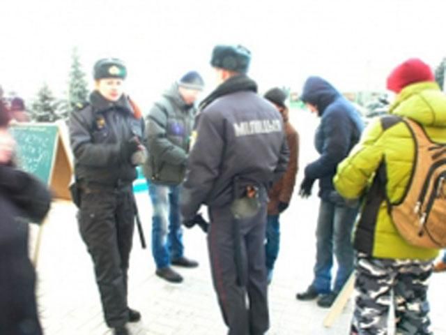 У Білорусі міліція розігнала акцію солідарності з Майданом