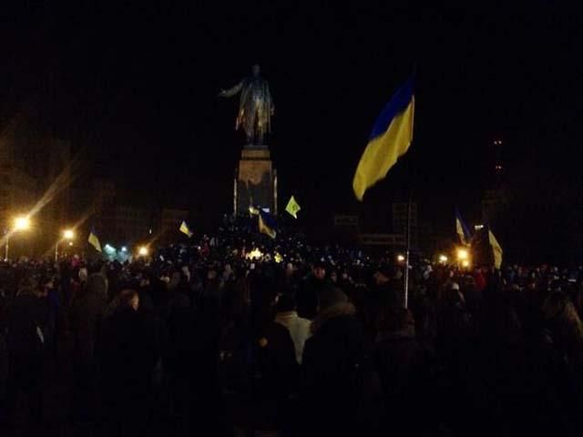 В Харькове решают судьбу памятника Ленину