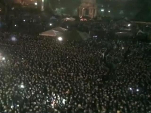 Тимошенко на Майдане слушают 100 тысяч человек
