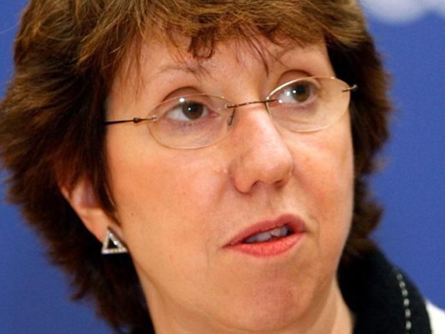 Ештон завтра приїде до Києва Ештон завтра приїде до Києва