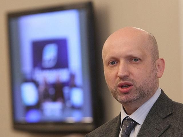 Турчинов звернувся до виборців Януковича Турчинов звернувся до виборців Януковича