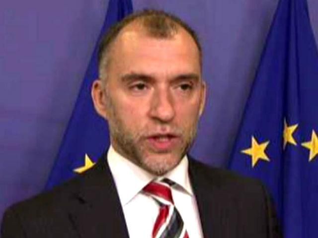 Єврокомісія визнала рішення Ради про відсторонення Януковича Єврокомісія визнала рішення Ради про відсторонення Януковича