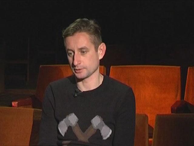 Сейчас главный момент - нельзя отдать свою судьбу в чьи-то руки, - Жадан Сейчас главный момент - нельзя отдать свою судьбу в чьи-то руки, - Жадан