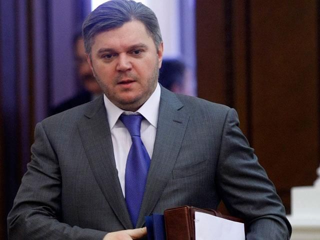 "Нафтогаз" выплатил России половину долга "Нафтогаз" выплатил России половину долга