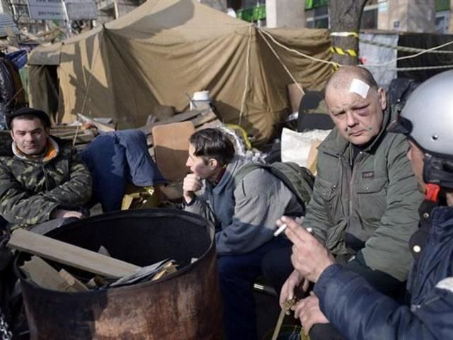 На Майдані обурені, що парламент не радиться з активістами На Майдані обурені, що парламент не радиться з активістами