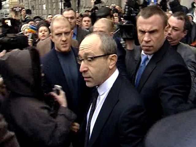 Кернес спасал украинский флаг в Харькове Кернес спасал украинский флаг в Харькове