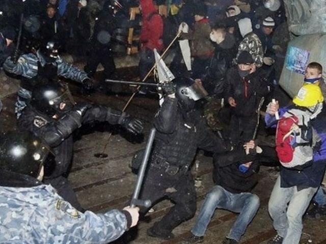 Попов готовий допомогти з розслідуванням розгону Майдану 30 листопада 