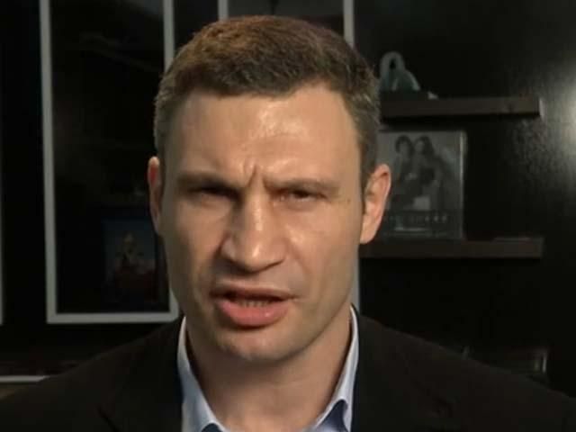 Ніякі міфічні радикали-націоналісти не їдуть у Крим, — Кличко (Відео)