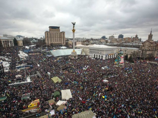 Зі сцени Майдану оголосили майбутній склад Уряду