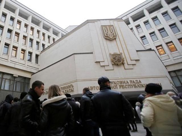 Під час сутичок в Сімферополі загинуло двоє людей, — Джемілєв Під час сутичок в Сімферополі загинуло двоє людей, — Джемілєв