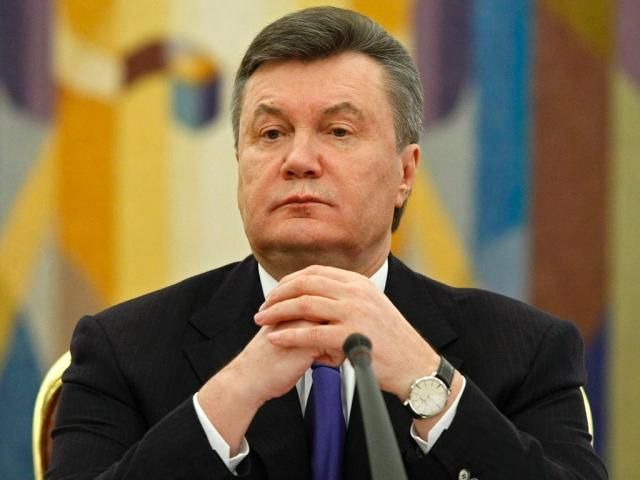 Янукович считает себя законным президентом и просит защиты России