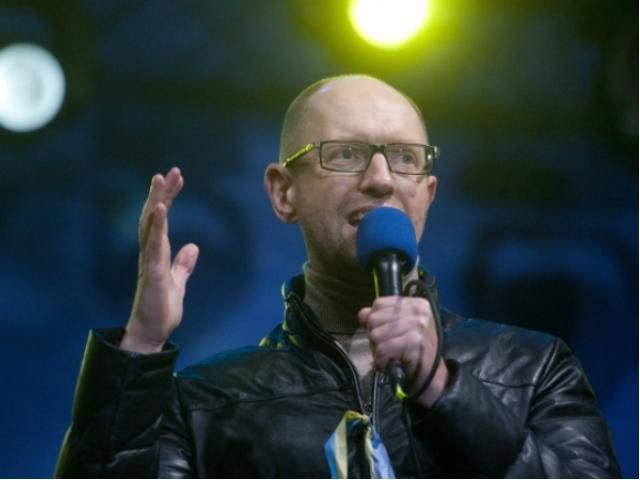 Росіяни, не воюйте з нами, — Яценюк закликає Росію не підтримувати Януковича Росіяни, не воюйте з нами, — Яценюк закликає Росію не підтримувати Януковича