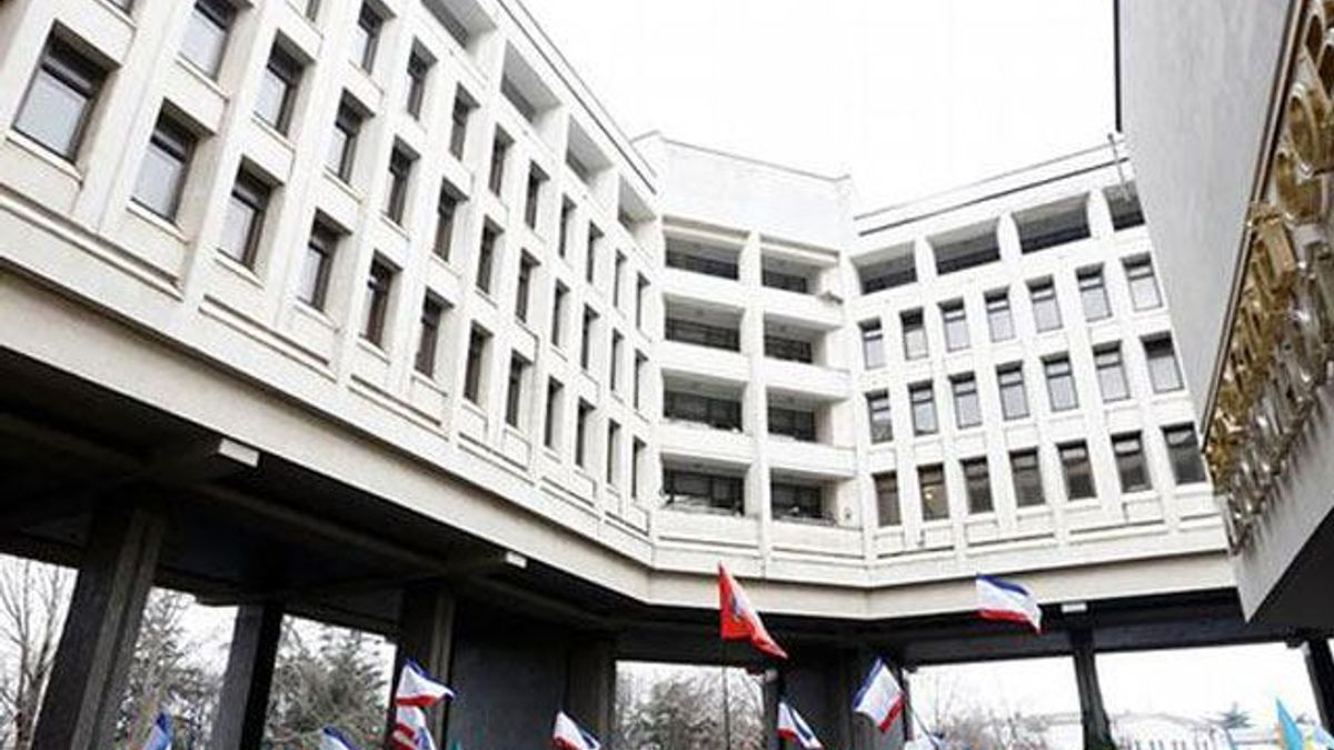 Парламент Крыма уволил правительство автономии