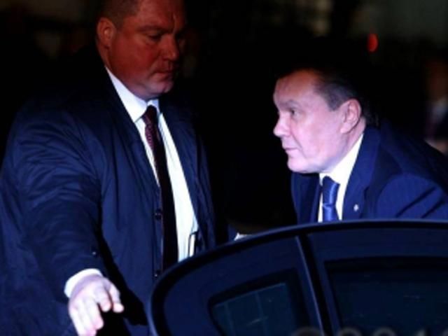 Завтра Янукович дасть прес-конференцію у Ростові-на-Дону, — ЗМІ Завтра Янукович дасть прес-конференцію у Ростові-на-Дону, — ЗМІ