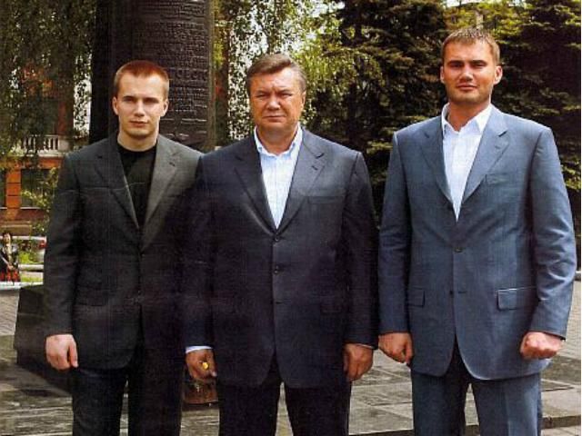 Женевская прокуратура завела дело против Януковича и его сына Женевская прокуратура завела дело против Януковича и его сына