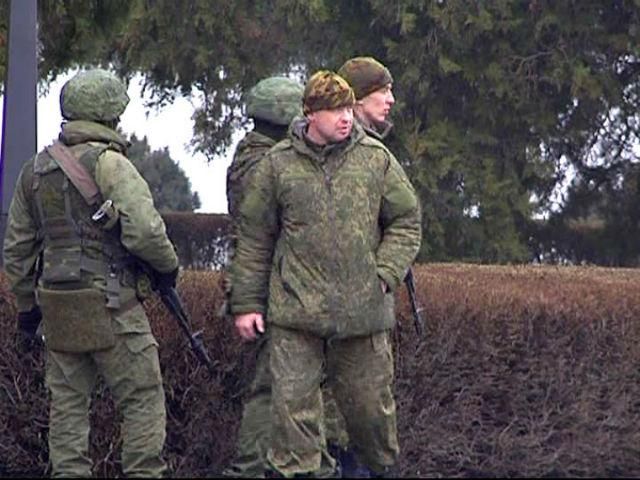 Озброєні люди в аеропорту не мають відношення до Росії, - депутат ВР Криму 