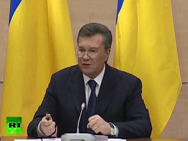 Депутатов тянули на Майдан, чтобы они там присягали, - Янукович