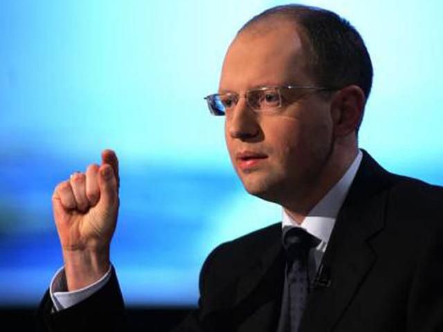 Россия хочет сорвать курортный сезон в Крыму, — Яценюк Россия хочет сорвать курортный сезон в Крыму, — Яценюк