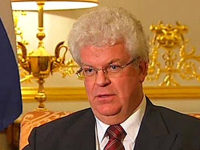 Жодних російських військ в Криму немає, — посол Росії в ЄС Жодних російських військ в Криму немає, — посол Росії в ЄС