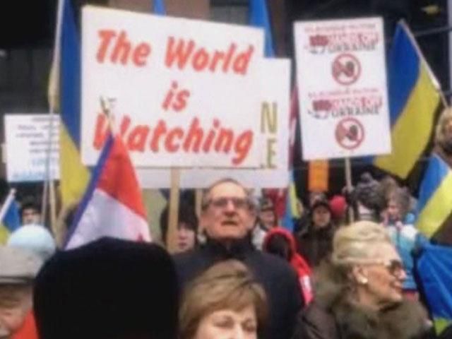 У Торонто пікетували посольство Росії У Торонто пікетували посольство Росії