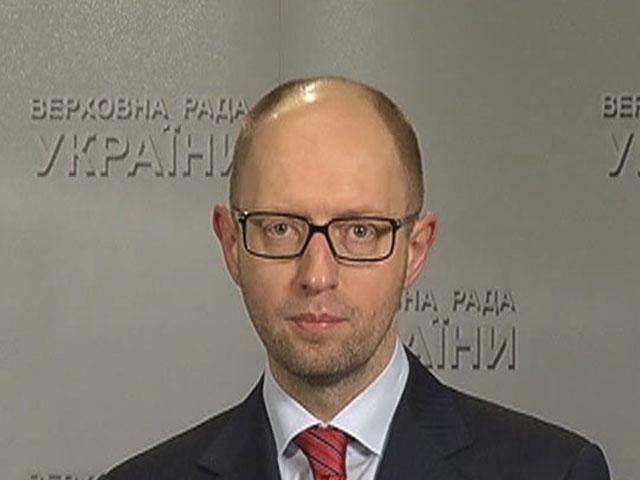 Украина готова защищать свой суверенитет, - Яценюк