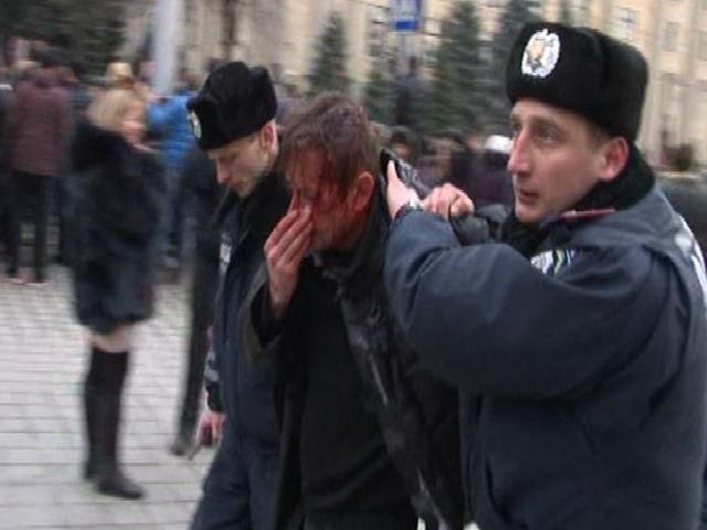 Драку возле Харьковской ОГА спровоцировали специально привезенные россияне , — Данилов