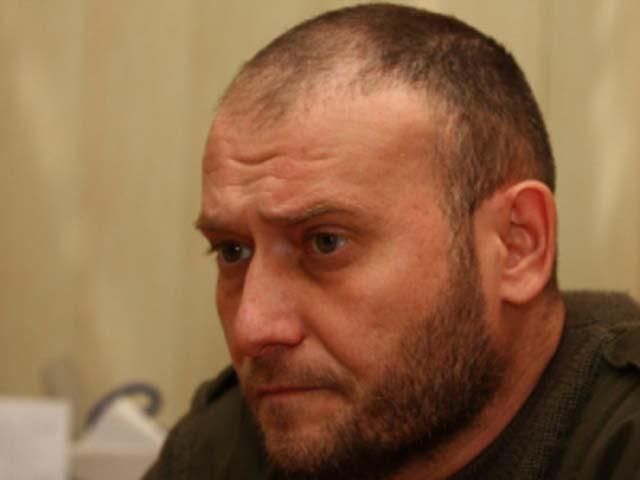 "Правий сектор" продовжує мобілізацію, однак до Криму поки не збираються "Правий сектор" продовжує мобілізацію, однак до Криму поки не збираються