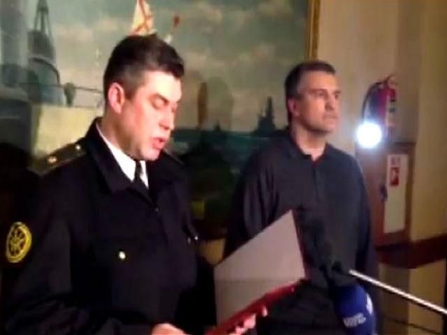 На зрадницькі заклики Березовського українські військові заспівали гімн На зрадницькі заклики Березовського українські військові заспівали гімн