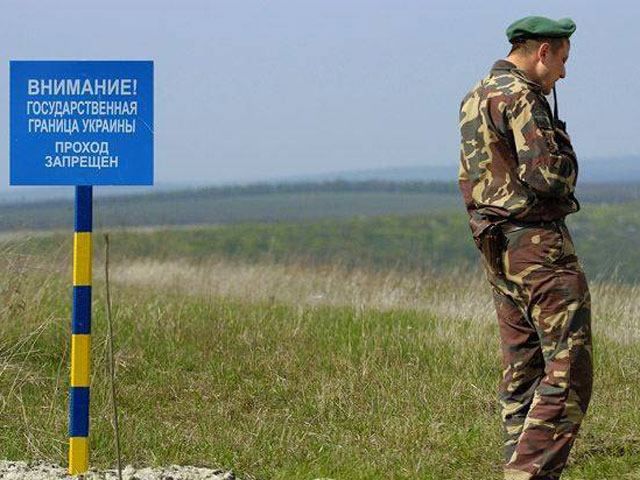 Вздовж російсько-українського кордону — скупчення військової техніки, — МЗС