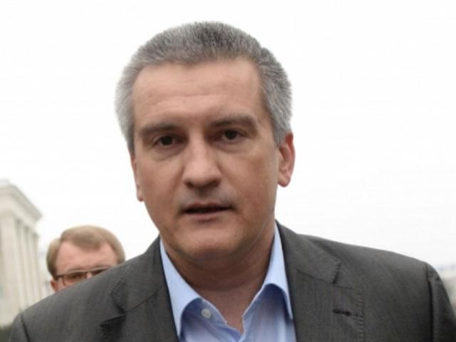 Аксенов хочет провести референдум в Крыму раньше 30 марта Аксенов хочет провести референдум в Крыму раньше 30 марта