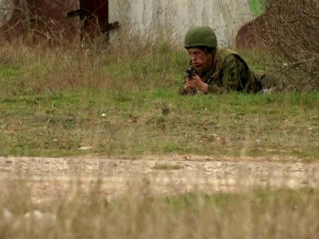 Российские оккупанты встретили украинцев в Бельбеке выстрелами в воздух (Видео)