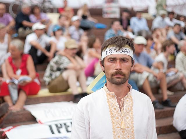 В інтернеті з'явилася одна із останніх пісень бійця Небесної сотні В інтернеті з'явилася одна із останніх пісень бійця Небесної сотні