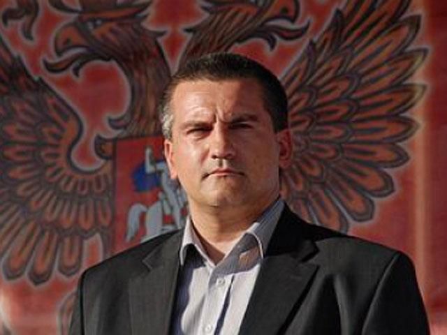 Аксенов похвастался, что у него 11 тысяч защитников (Фото) Аксенов похвастался, что у него 11 тысяч защитников (Фото)