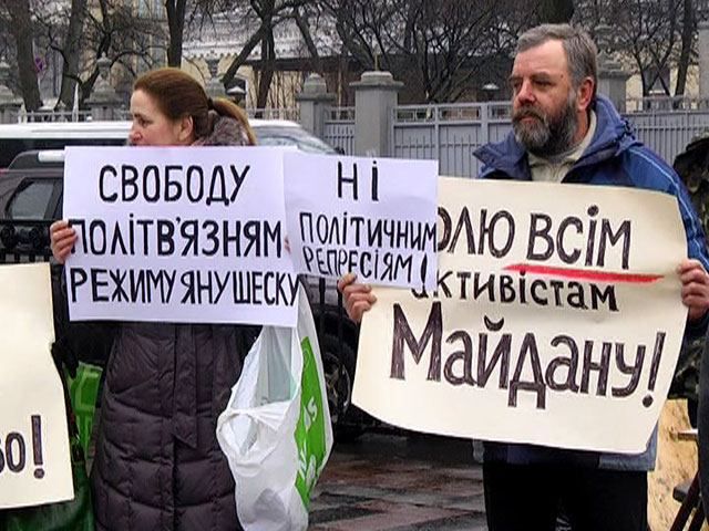 Четверо "в’язнів Грушевського" досі залишаються за ґратами Четверо "в’язнів Грушевського" досі залишаються за ґратами