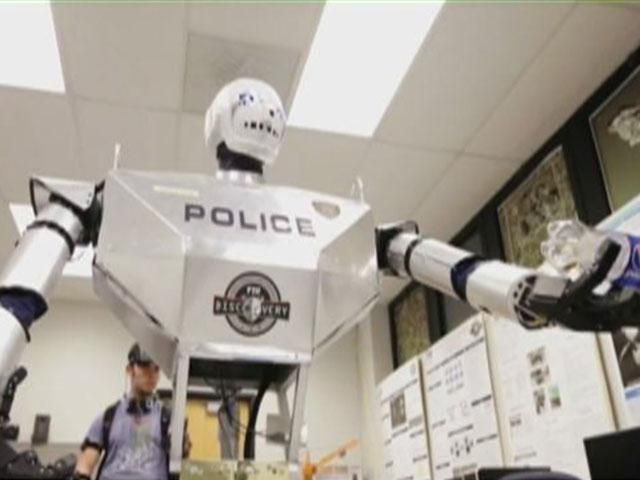 Новации недели: 3D-браузер, разумное кольцо и робокоп Новации недели: 3D-браузер, разумное кольцо и робокоп