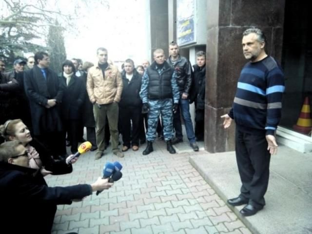 Городской совет Севастополя хочет войти в состав России Городской совет Севастополя хочет войти в состав России