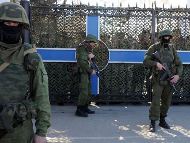 18 одиниць російської спецтехніки проїхали з боку поромної переправи в бік Керчі та Феодосії