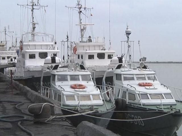 Украинская морская охрана ускользнули из рук русских захватчиков Украинская морская охрана ускользнули из рук русских захватчиков