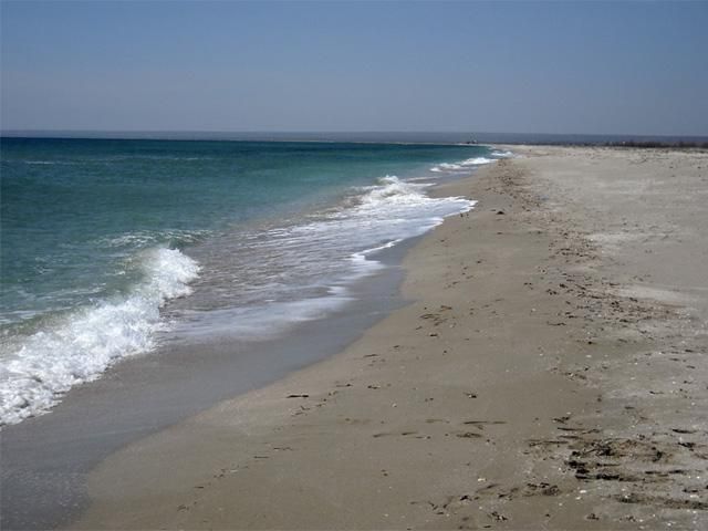 Россияне затопили еще одно свое судно в Крыму Россияне затопили еще одно свое судно в Крыму