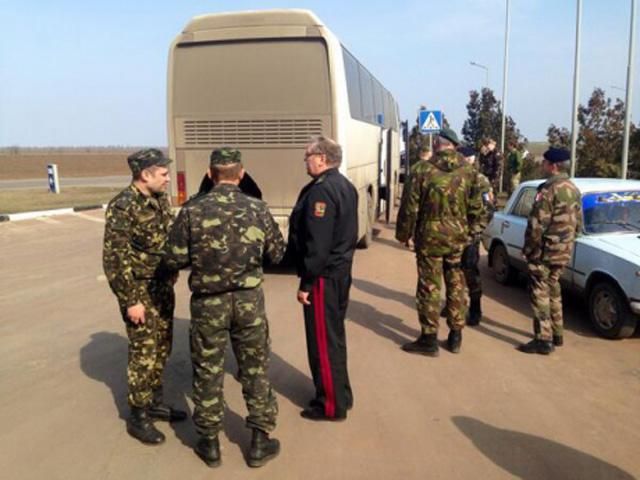 Проросійські сили не пускають місію ОБСЄ до Криму Проросійські сили не пускають місію ОБСЄ до Криму