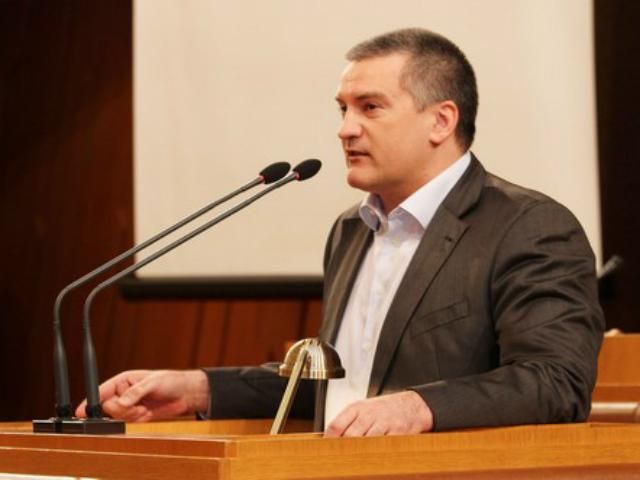 Аксьонов каже, що референдум в Криму відбудеться 