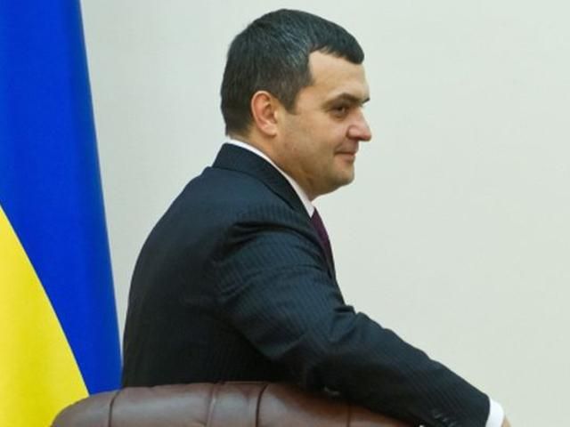 Захарченко бежал, а его нелегальный бизнес продолжает работать, - Москаль Захарченко бежал, а его нелегальный бизнес продолжает работать, - Москаль