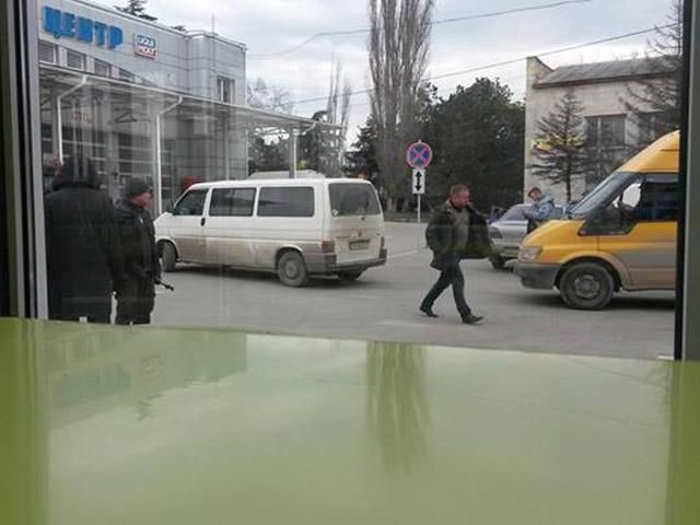 У Сімферополі знову побили журналістів (Фото)