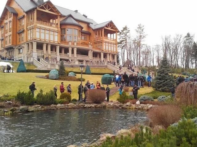 “Межигір’я” охоронятимуть Внутрішні війська “Межигір’я” охоронятимуть Внутрішні війська