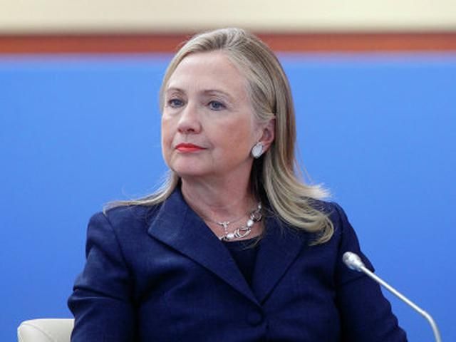 Путін — тонкошкірий лідер, — Клінтон Путін — тонкошкірий лідер, — Клінтон