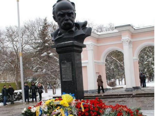 В Сімферополі відбудеться акція з нагоди 200-річчя з дня народження Шевченка 