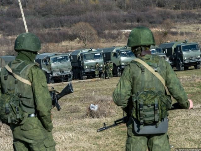 В Севастополь привезли нових російських військових 
