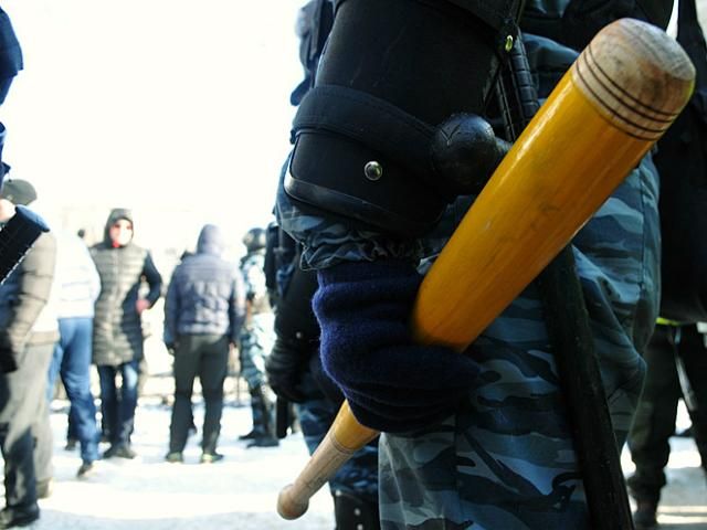 Томенко говорит, что "русских титушек" может финансировать сын Януковича Томенко говорит, что "русских титушек" может финансировать сын Януковича